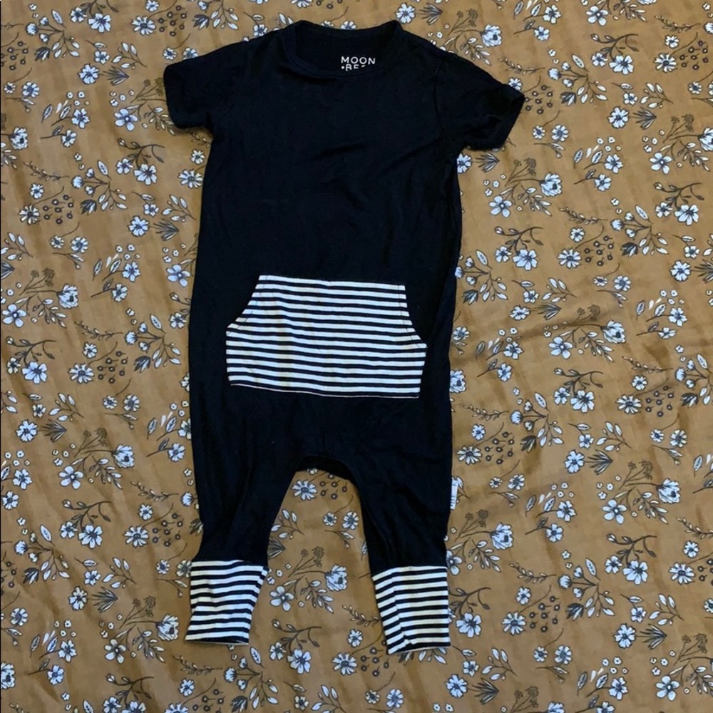 Black and white baby onesie